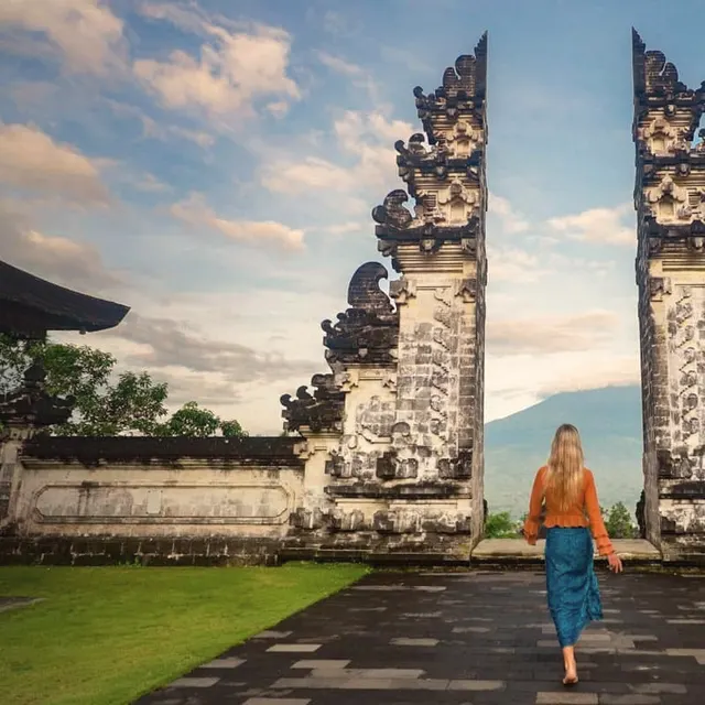 Vách biển Nusa Penida