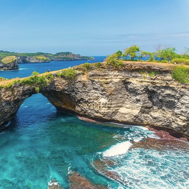 Đền Tanah Lot lúc hoàng hôn