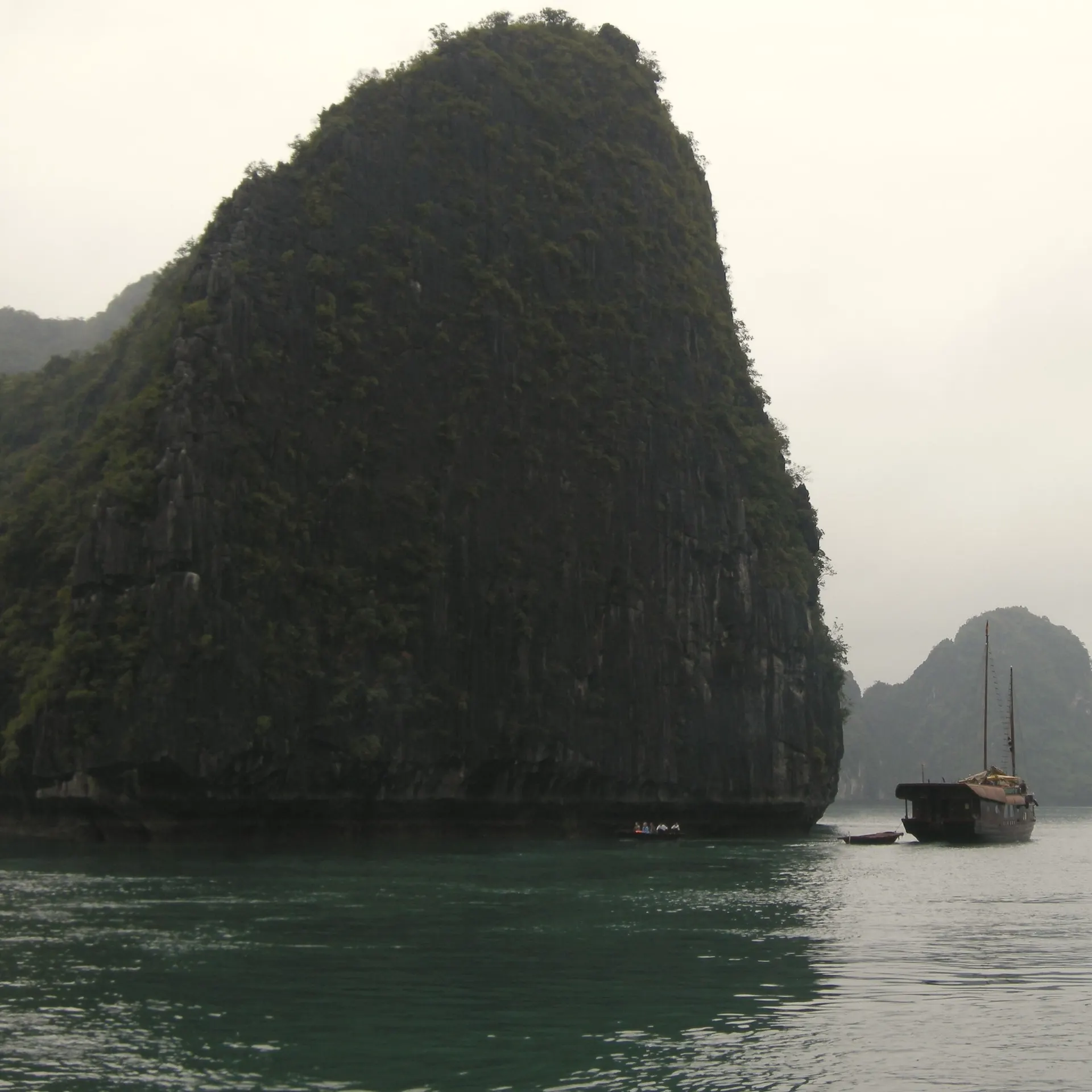 Two nights in the quiet bays