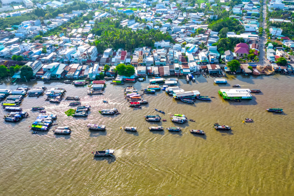 The Mekong’s Heartbeat: Mekong Delta Tour and Cai Rang floating market